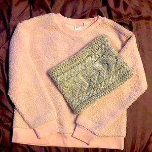 Girls Cuddly Top and Scarf Bundle